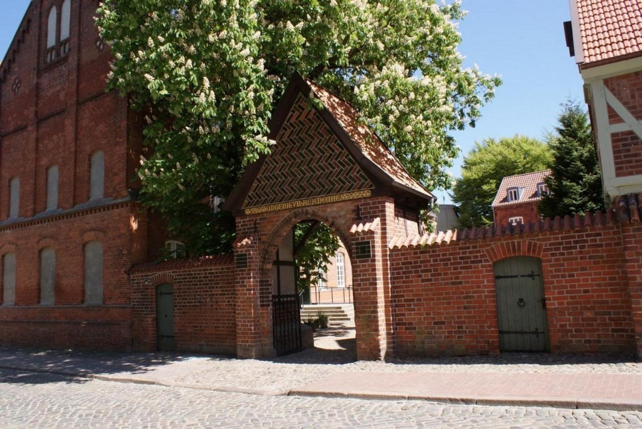 Altstadtloft Im Herzen Wismars - Abc303 By AbcWißmar Eksteriør billede